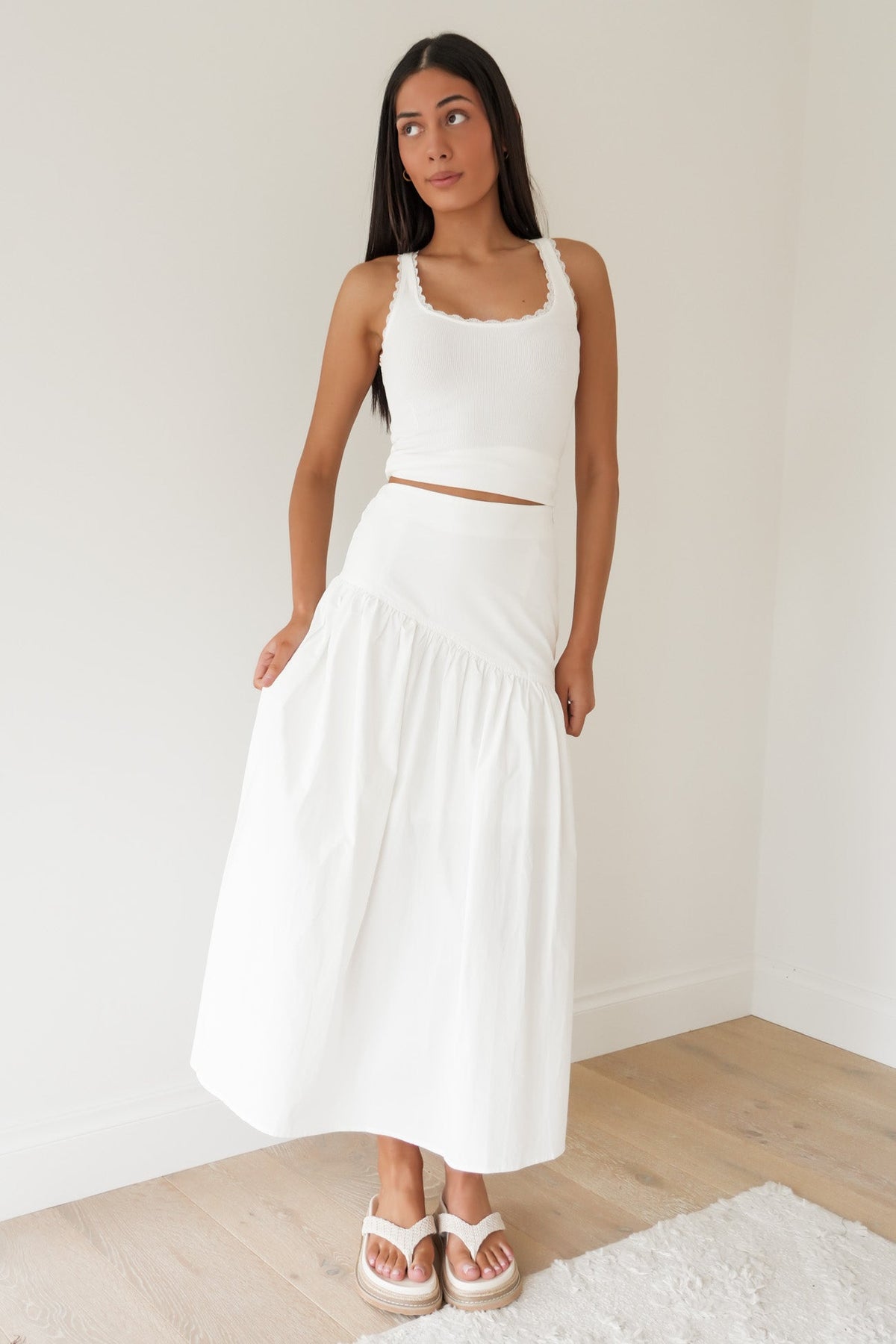 Essential Asym Maxirock Weiß – Farbe Weiß
