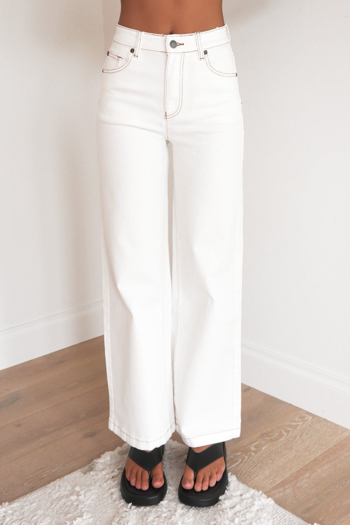 Jacqui Wide Leg Jeans Vintage-Weiß – Farbe Vintage-Weiß